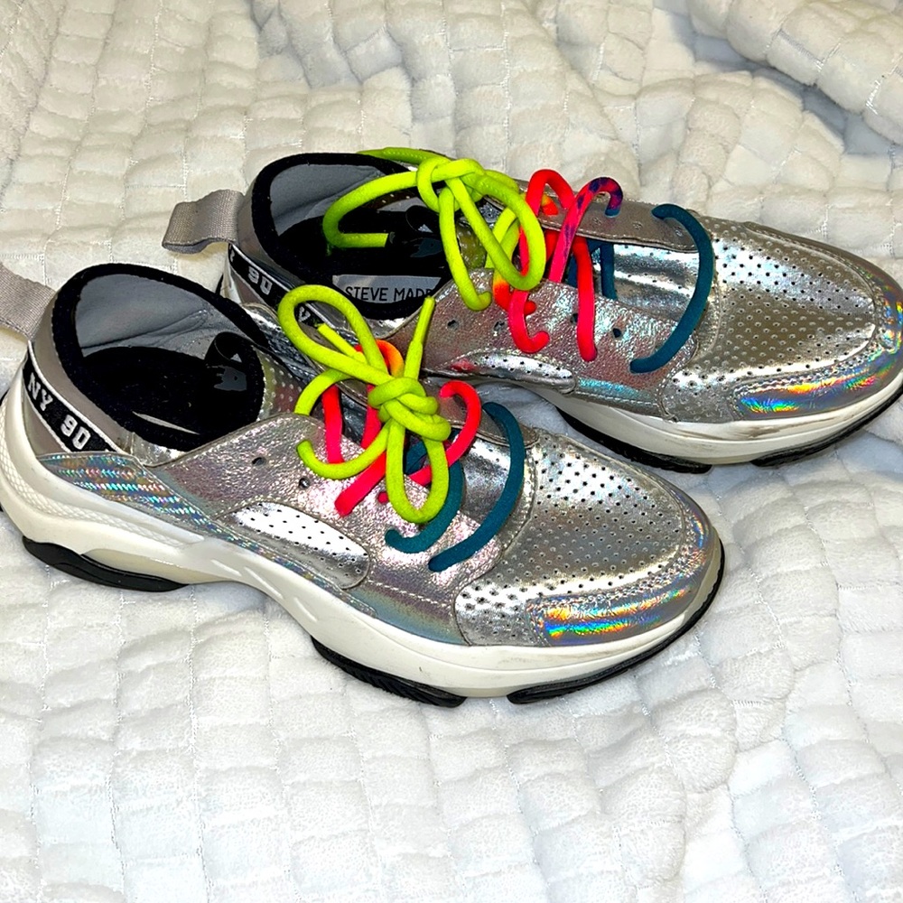 Steve Madden silver shoes